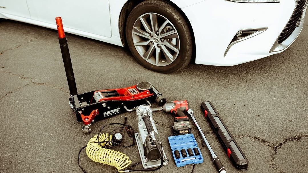 Professional Roadside Tools